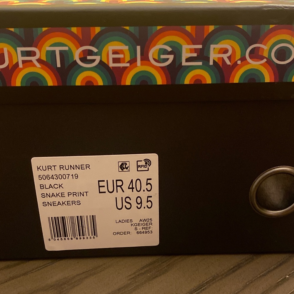 Kurt Geiger runner sneakers